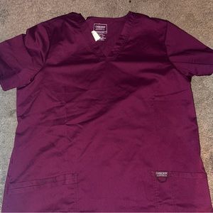 Wine scrub top